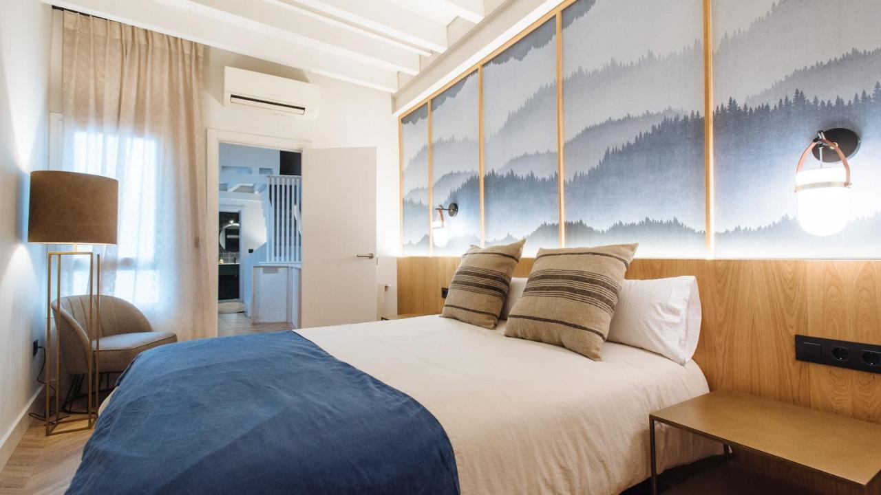 R26 Suites Sevilla ภายนอก รูปภาพ