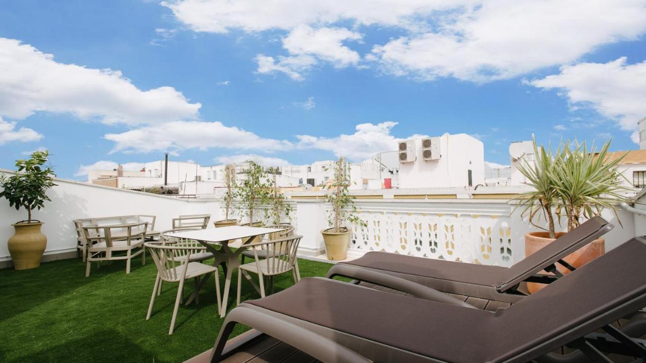 R26 Suites Sevilla ภายนอก รูปภาพ