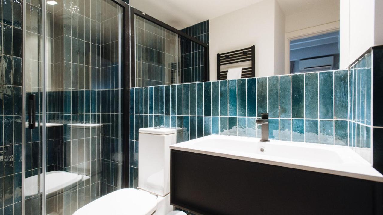R26 Suites Sevilla ภายนอก รูปภาพ